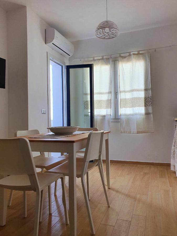 Sky And Sea Apartment Calasetta Exterior photo